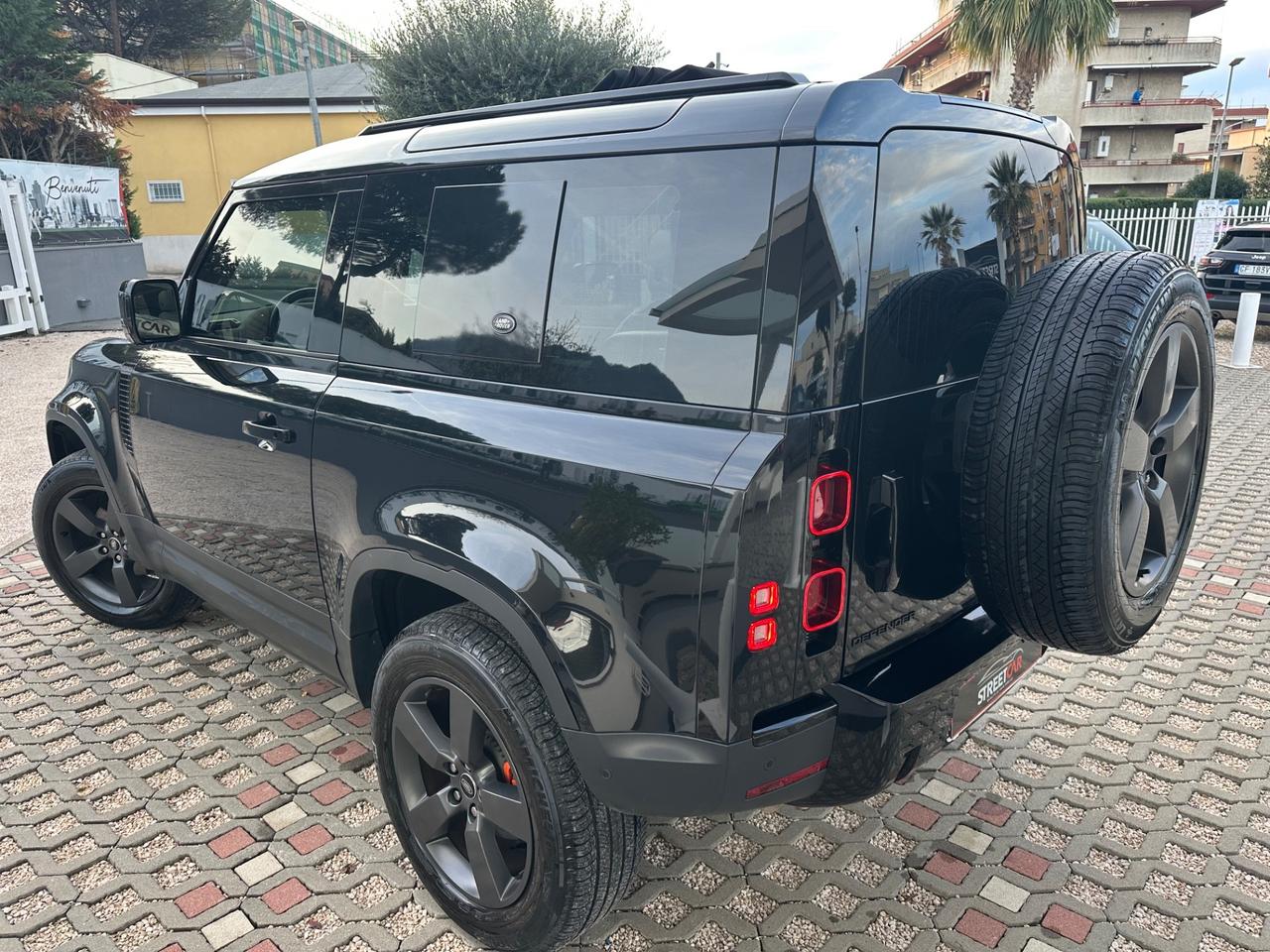 Land Rover Defender 90 3.0D I6 200 CV AWD Auto X-Dynamic HSE