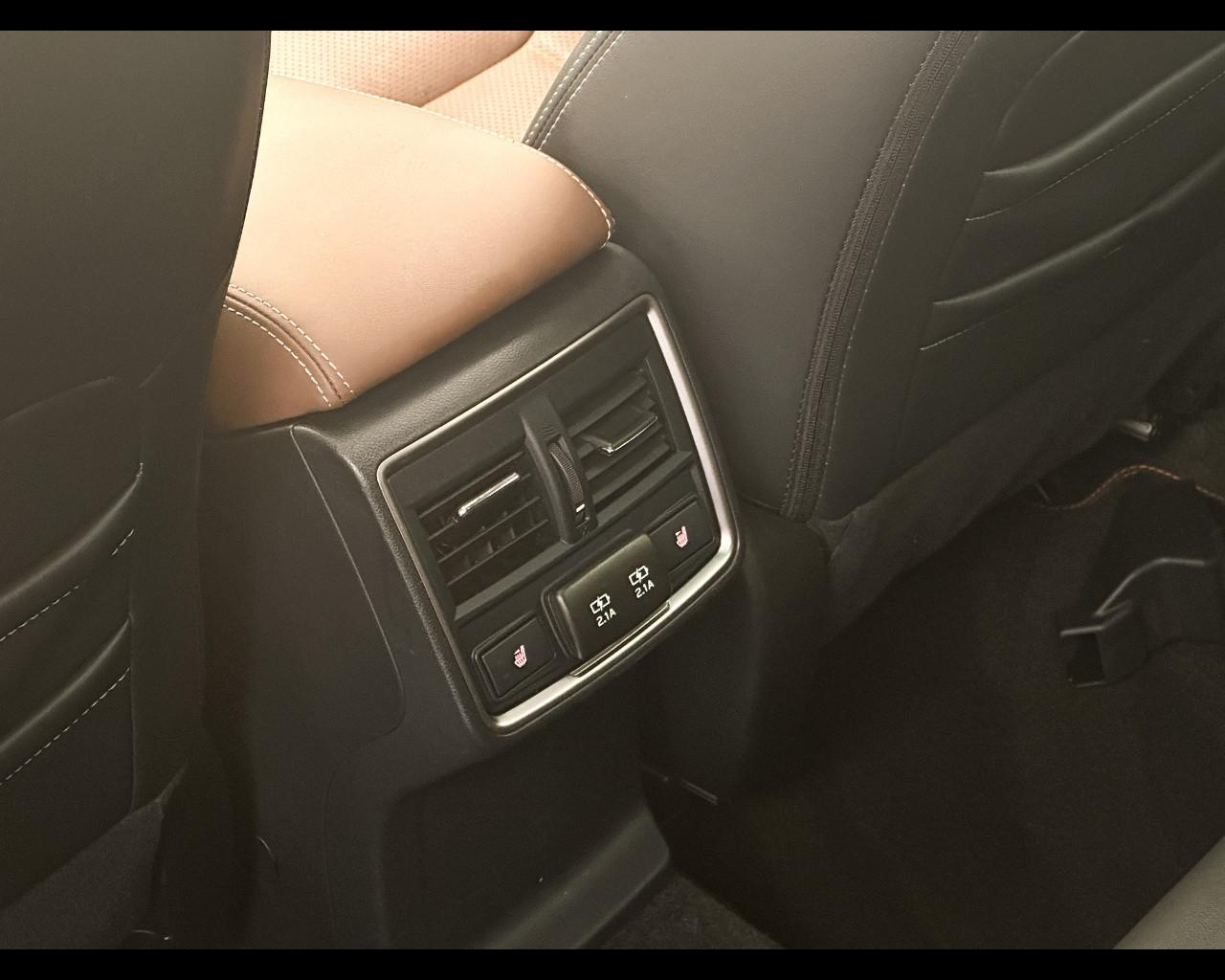 SUBARU Forester 2.0 e-Boxer MHEV CVT Lineartronic Premium
