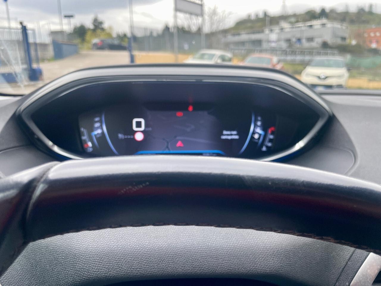 Peugeot 3008 HDi 130cv 6m km 101000 NAVI