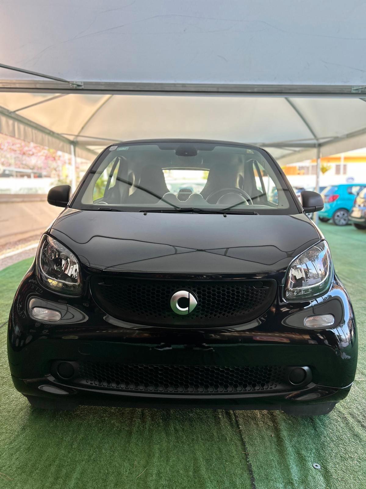 Smart ForTwo 1000 52 kW MHD passion automatic