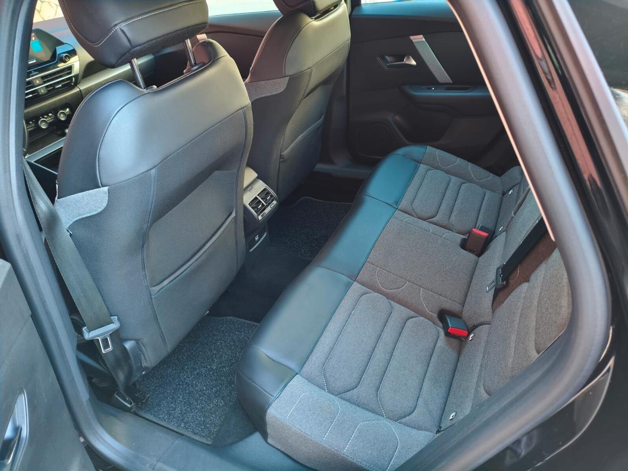 Citroen C4 BlueHDi 130 S&S EAT8 Shine