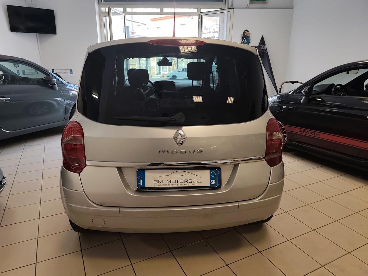 Renault Modus 1.5 dCi 85CV Dynamique