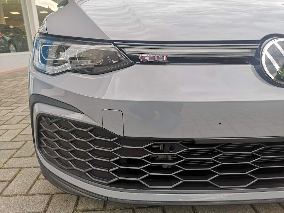 Volkswagen Golf GTI 2.0 TSI DSG Fari MATRIX