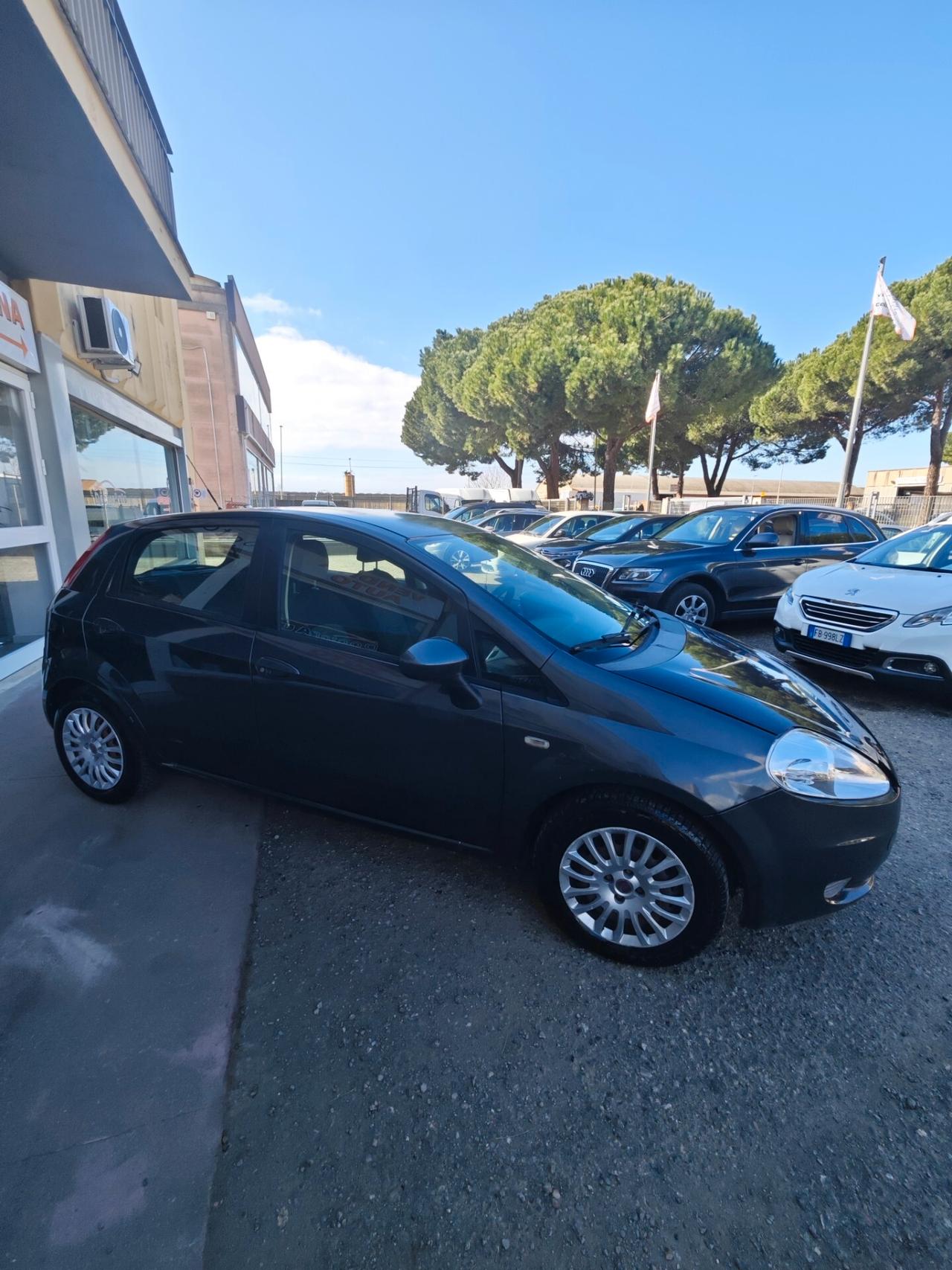 Fiat Grande Punto 1.3 MJT 75 CV 5 porte Dynamic