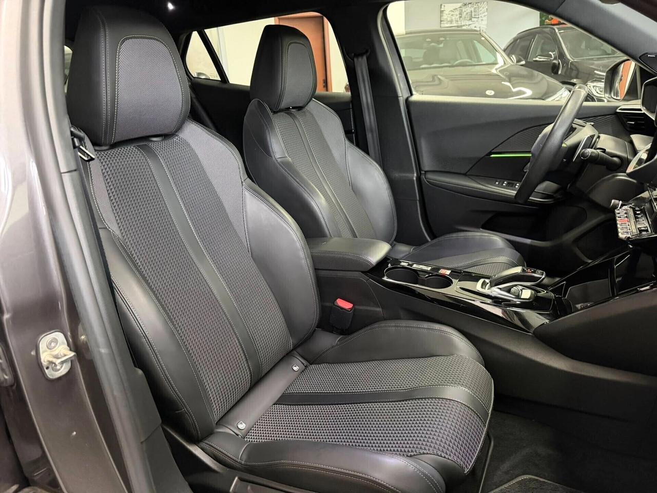 Peugeot 2008 BlueHDi 130 S&S EAT8 GT Line