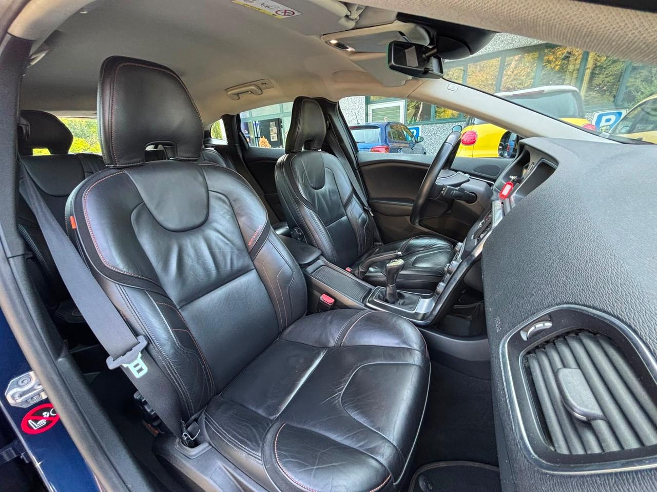 Volvo V40 Cross Country D2 Kinetic