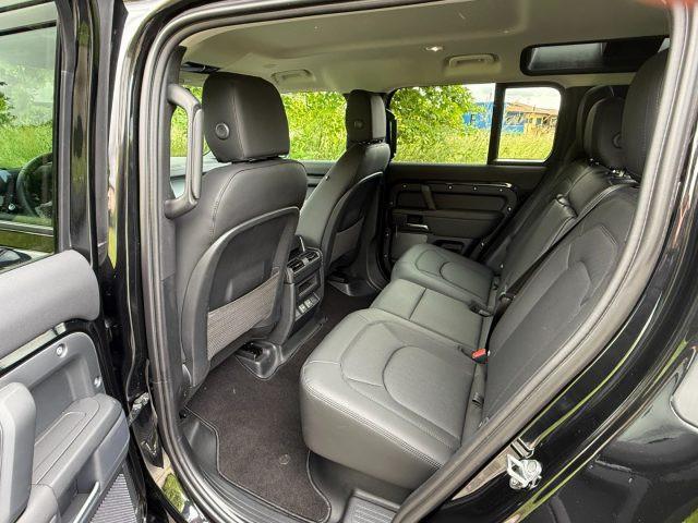 LAND ROVER Defender 110 3.0D I6 S TOTAL BLACK AUTOCARRO IVA ESPOSTA