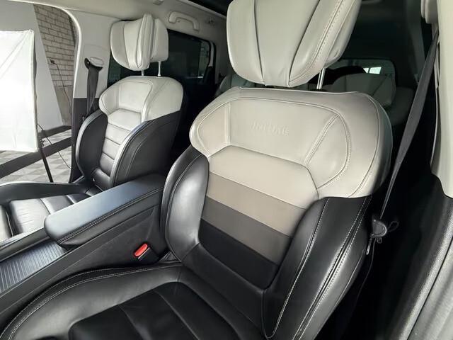 Renault Grand Scenic dCi 160 CV EDC Energy Initiale Paris