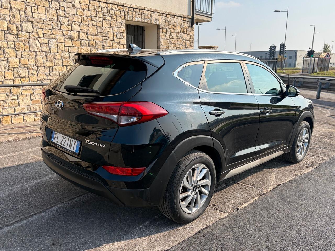 Hyundai Tucson 1.7 CRDi DCT Sound Edition