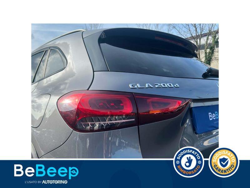 Mercedes-Benz GLA 200 D PREMIUM 4MATIC AUTO