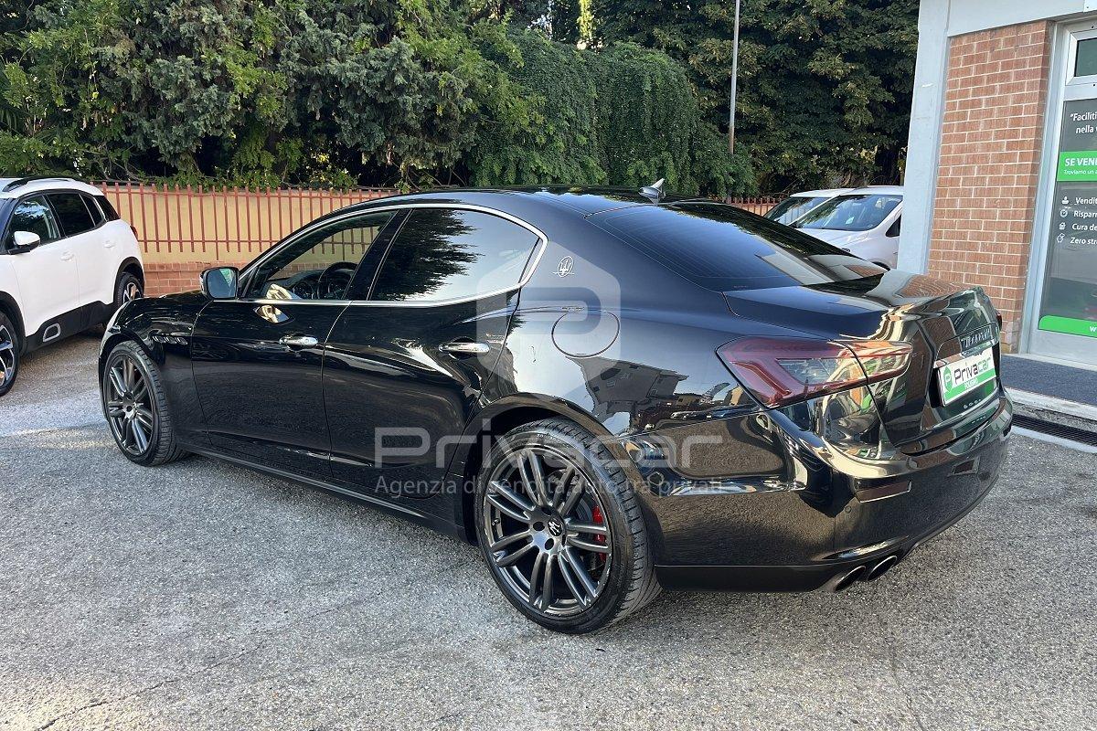 MASERATI Ghibli V6 S