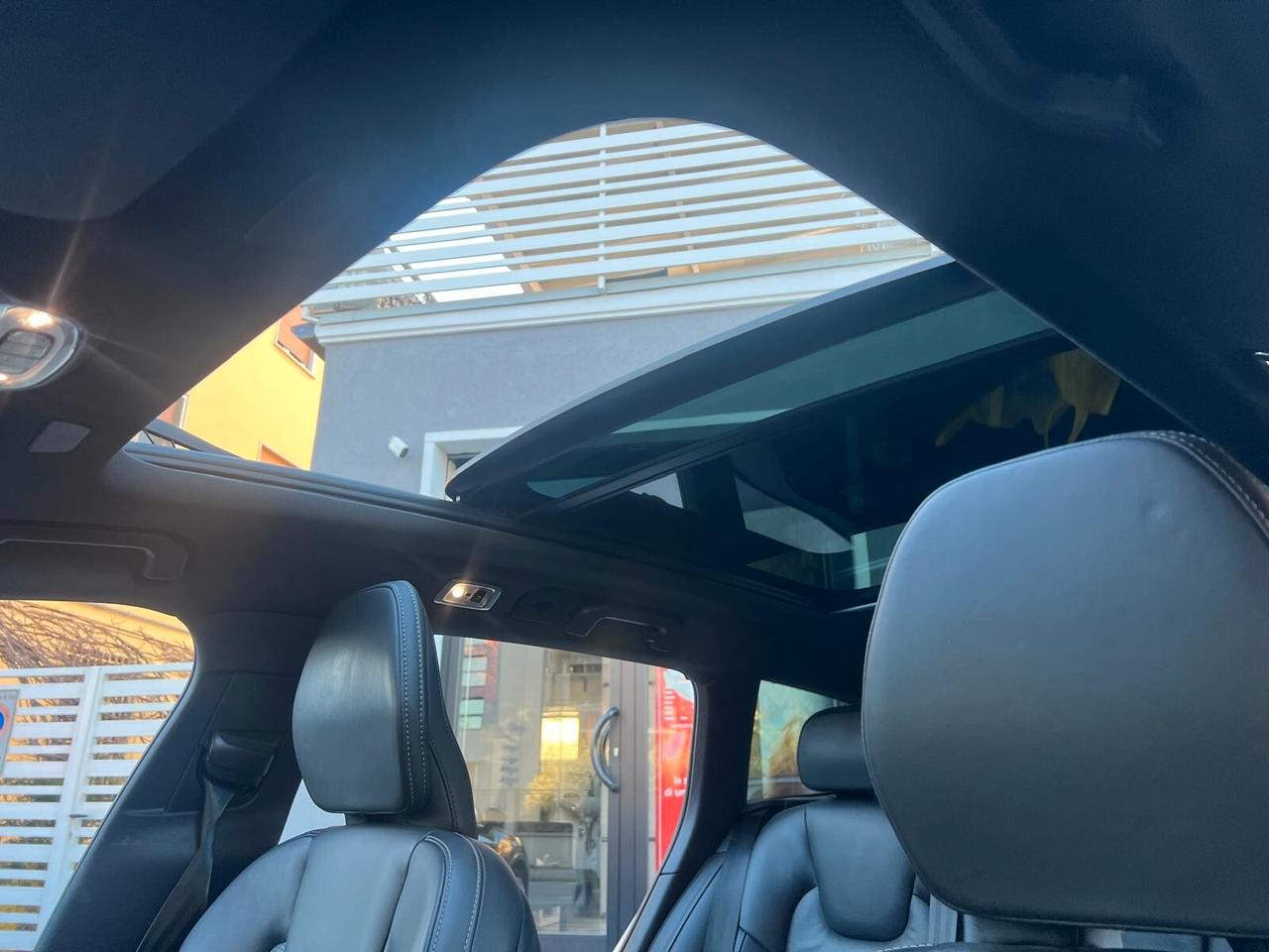 VOLVO V60 B4 GEARTRONIC R-DESING