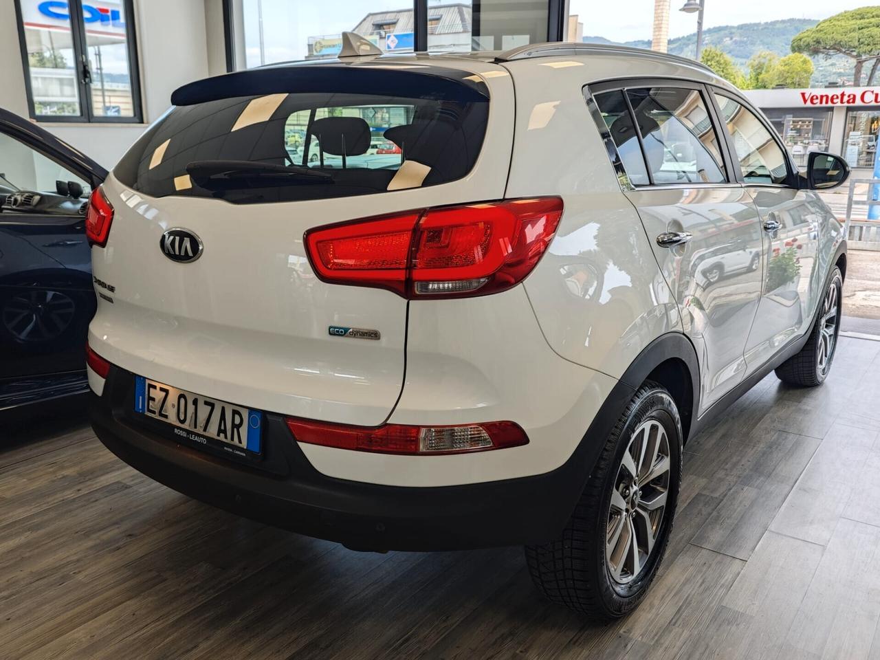 Kia Sportage 1.7 CRDI VGT 2WD high tech