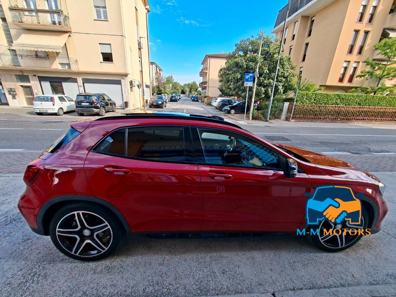 Mercedes GLA 180 Premium 4matic auto UNICO PROPRIETARIO