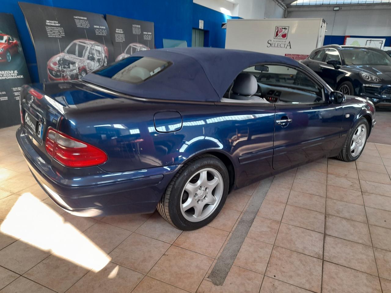 Mercedes-benz CLK 200 cat Cabriolet Elegance