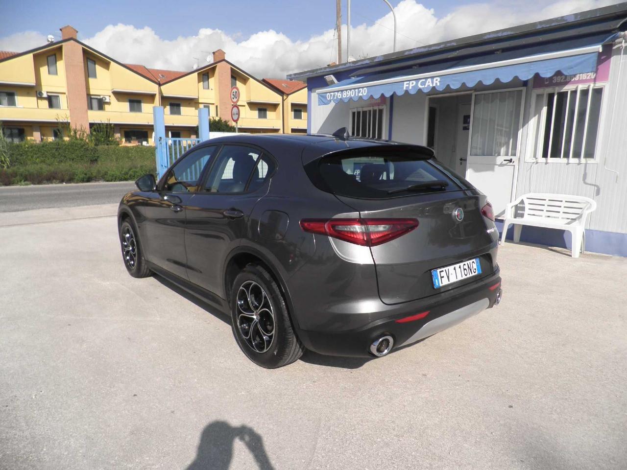 Alfa Romeo Stelvio 2.2 t Business rwd 160cv auto my19