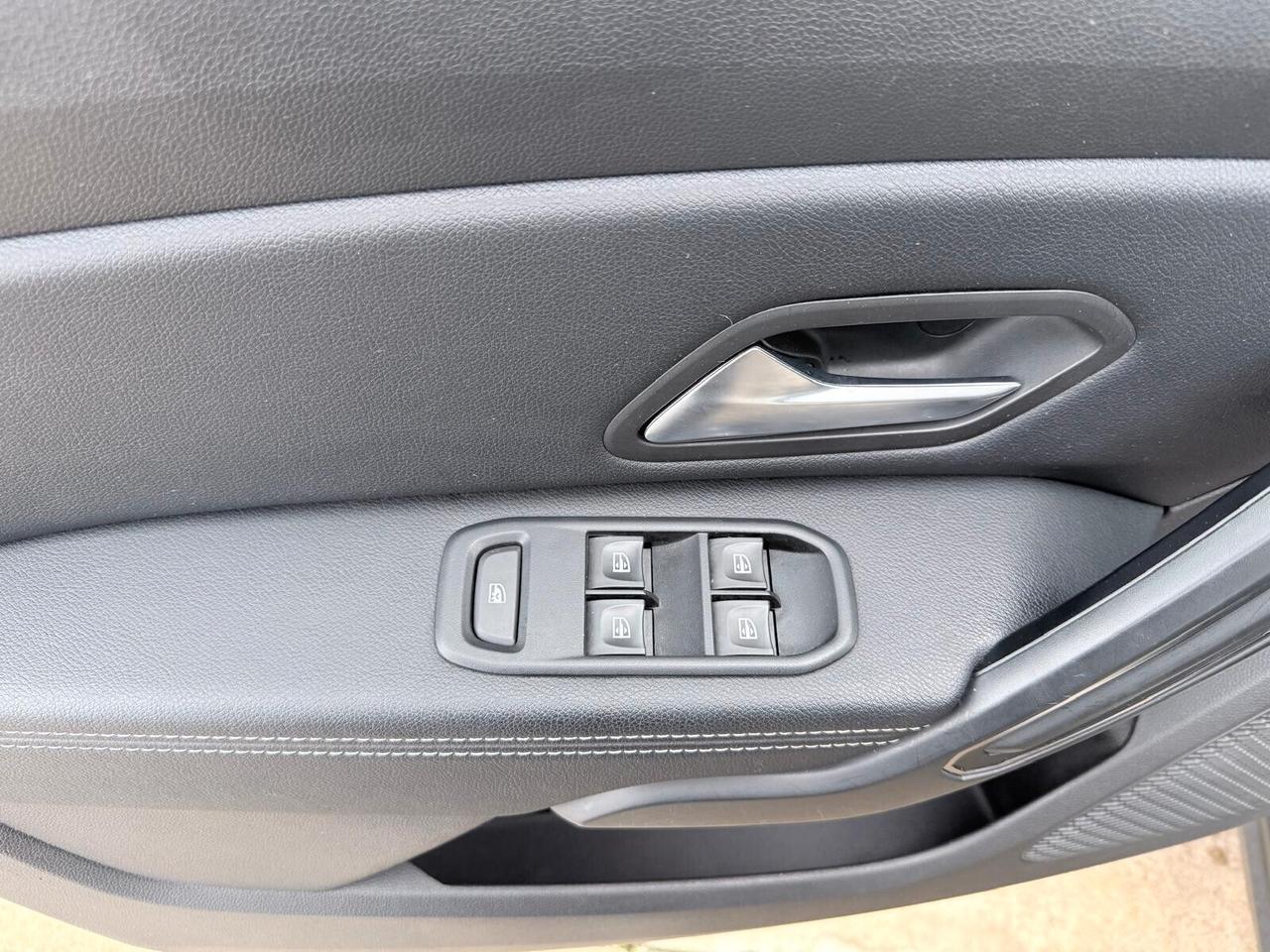 Dacia Duster 1.6 SCe 4x2 Techroad