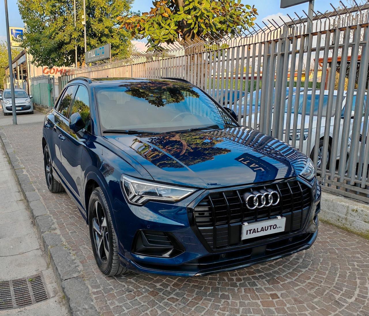 Audi Q3 35 TDI S tronic Business Advanced