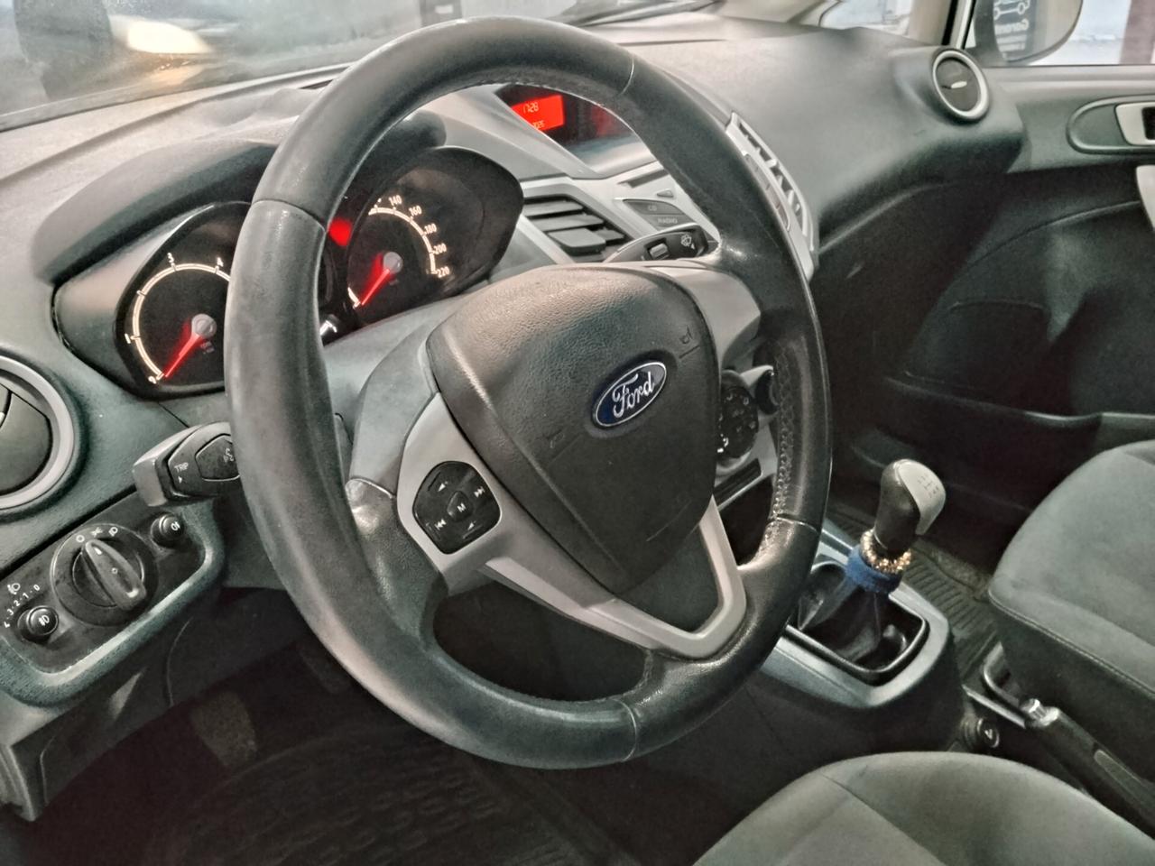 Ford Fiesta 1.4 Diesel 2012 CON GARANZIA