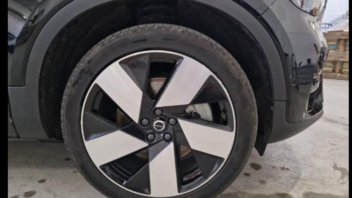 VOLVO C40 Recharge Twin Motor Awd Ultimate