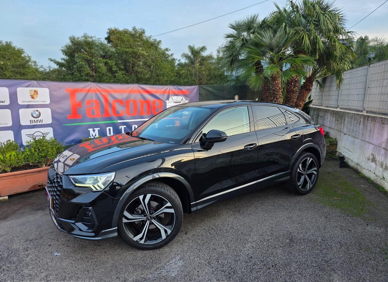 Audi Q3 35 TDI S tronic Identity Black