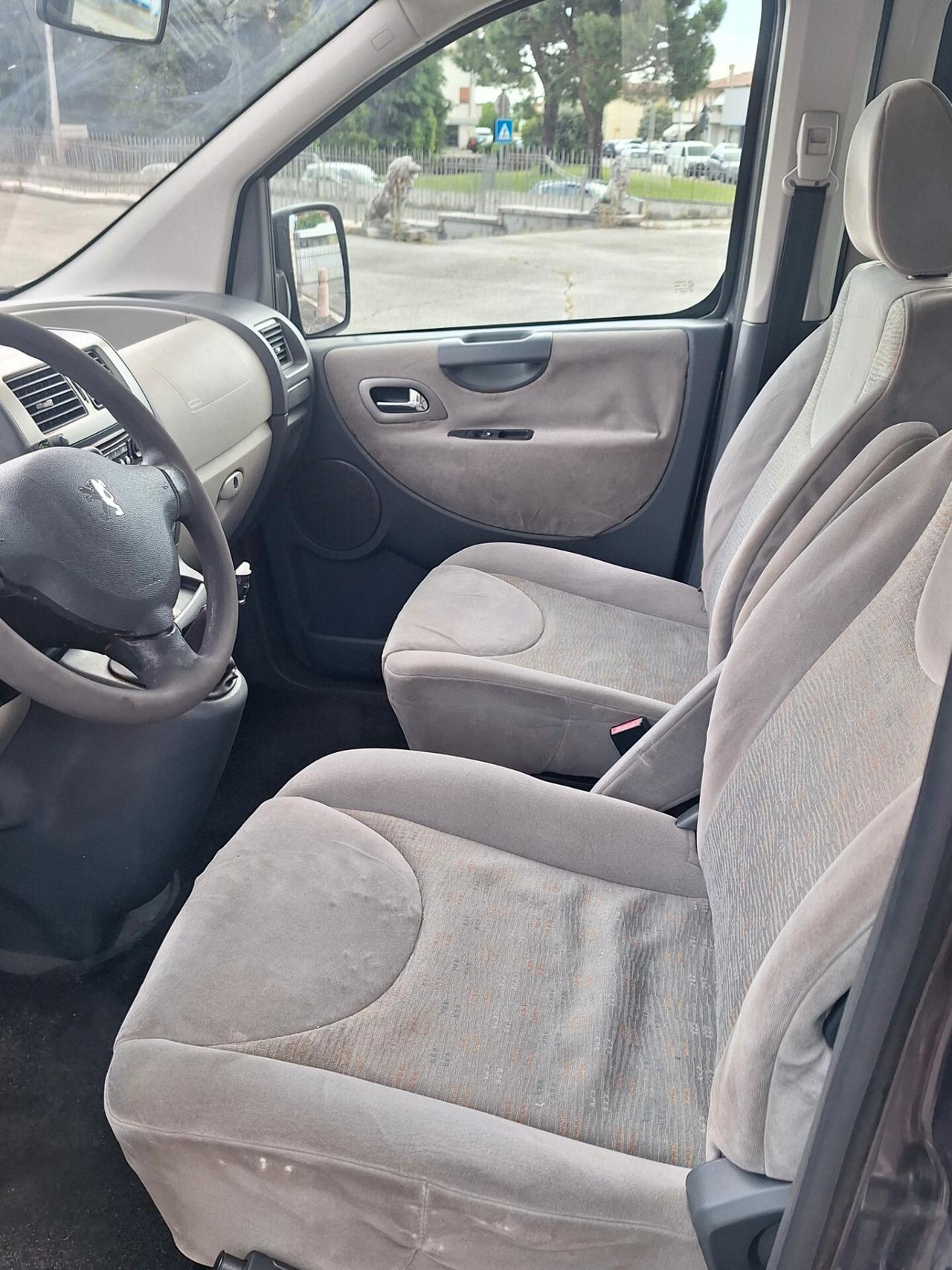 Peugeot Expert 2.0 HDi 120CV PC-TN 10Q Furgone Vetrato Affaire
