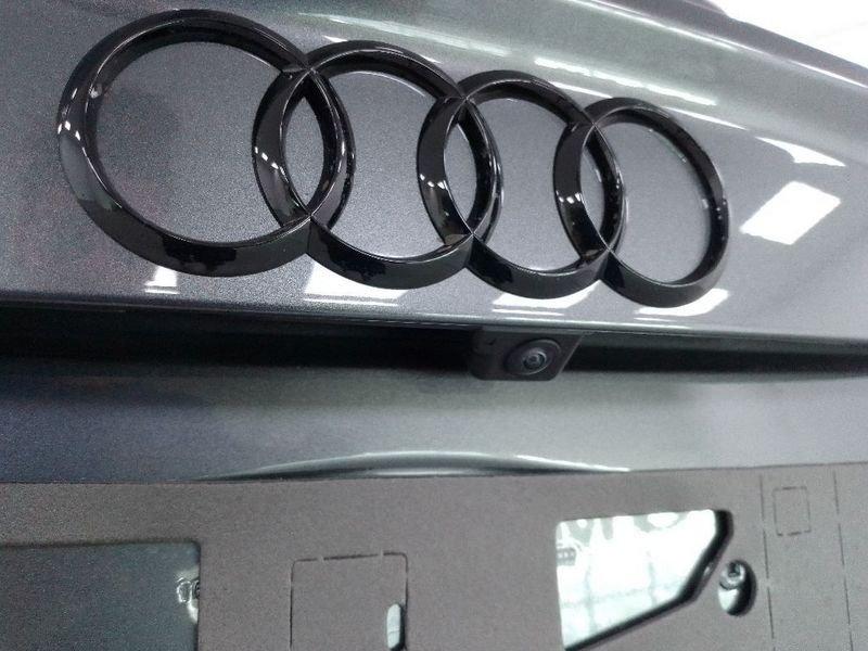 Audi Q3 Sportback 40 2.0 tdi Identity Black quattro 193cv s-tronic