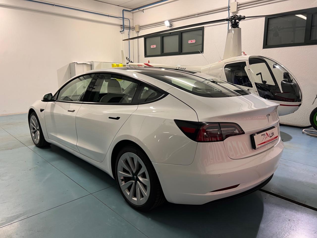 Tesla Model 3 Model 3 Long Range Dual Motor AWD