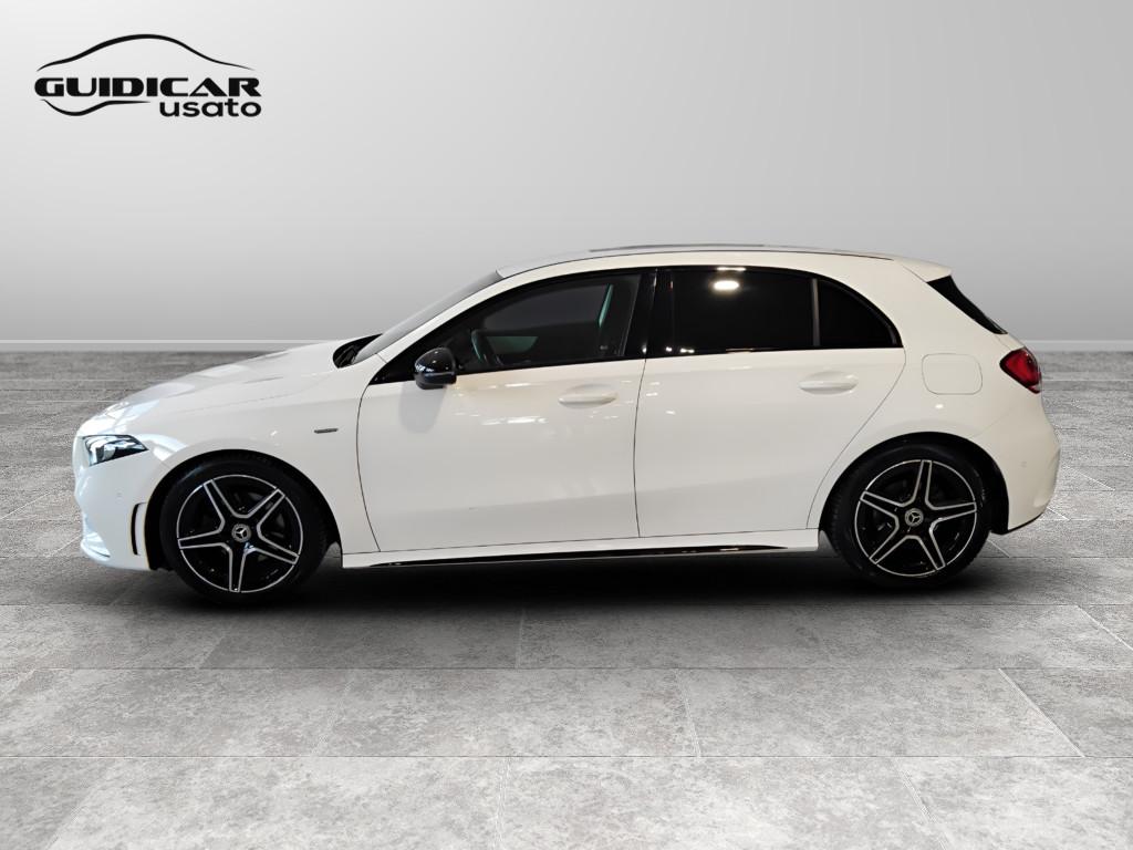 Mercedes-Benz Classe A - W177 2018 - A 180 d Premium auto