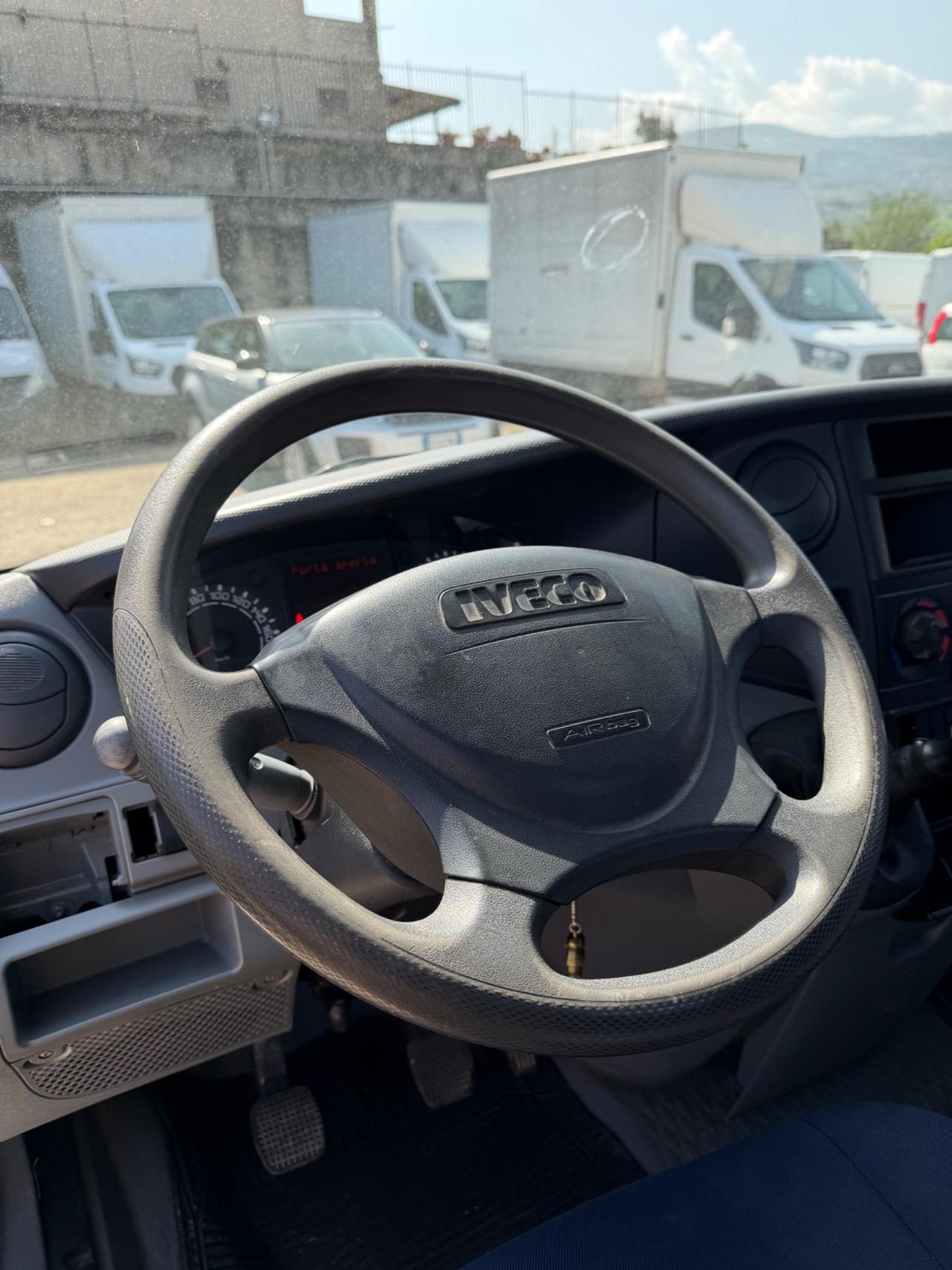 Iveco Daily carroattrezzi 29L12D 2.3 2008