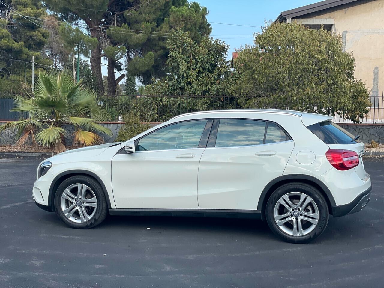 Mercedes-benz GLA 200 d PERFETTA