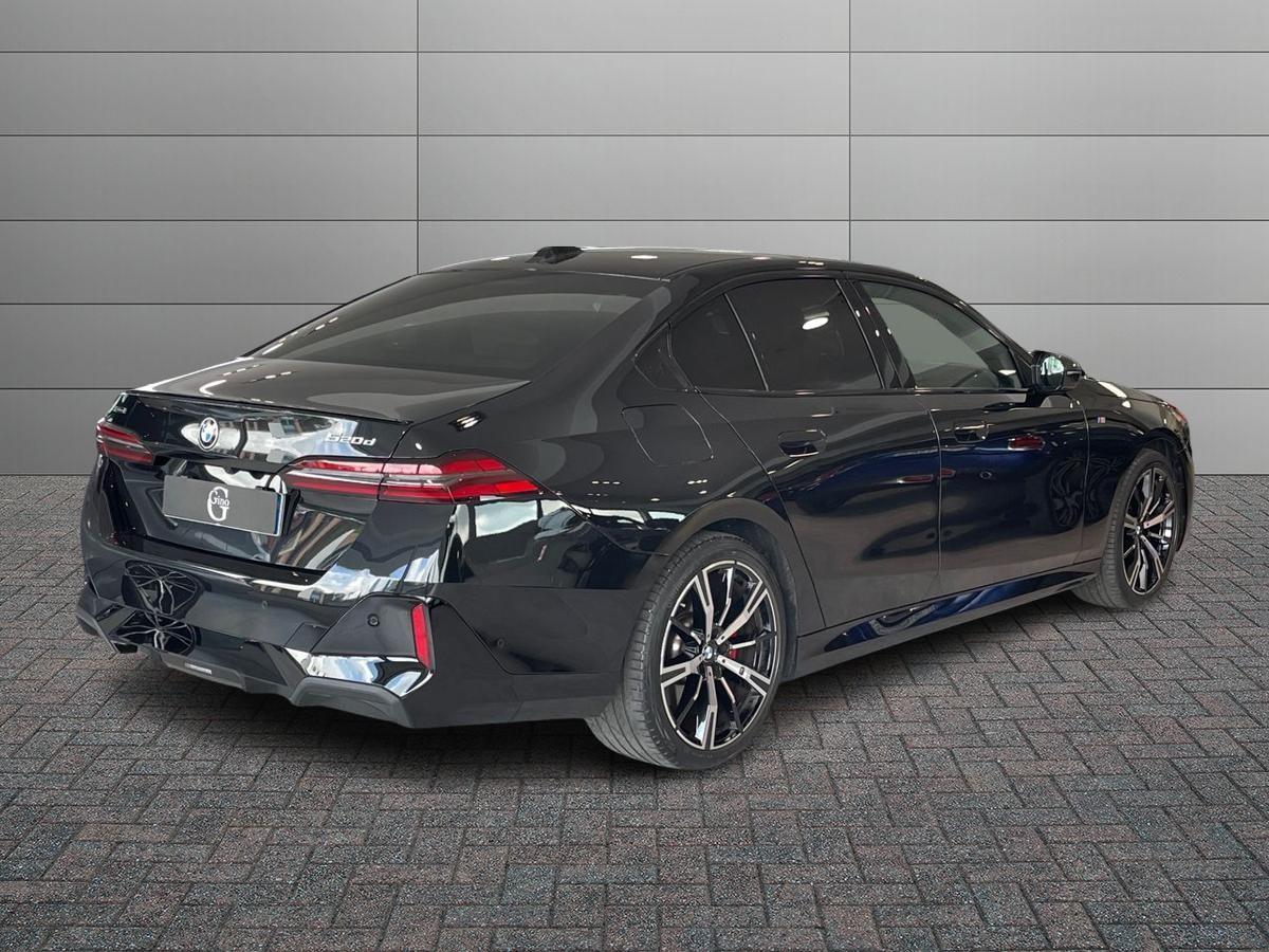 BMW Serie 5 G60 Berlina - 520d 48V xdrive MSport Pro auto