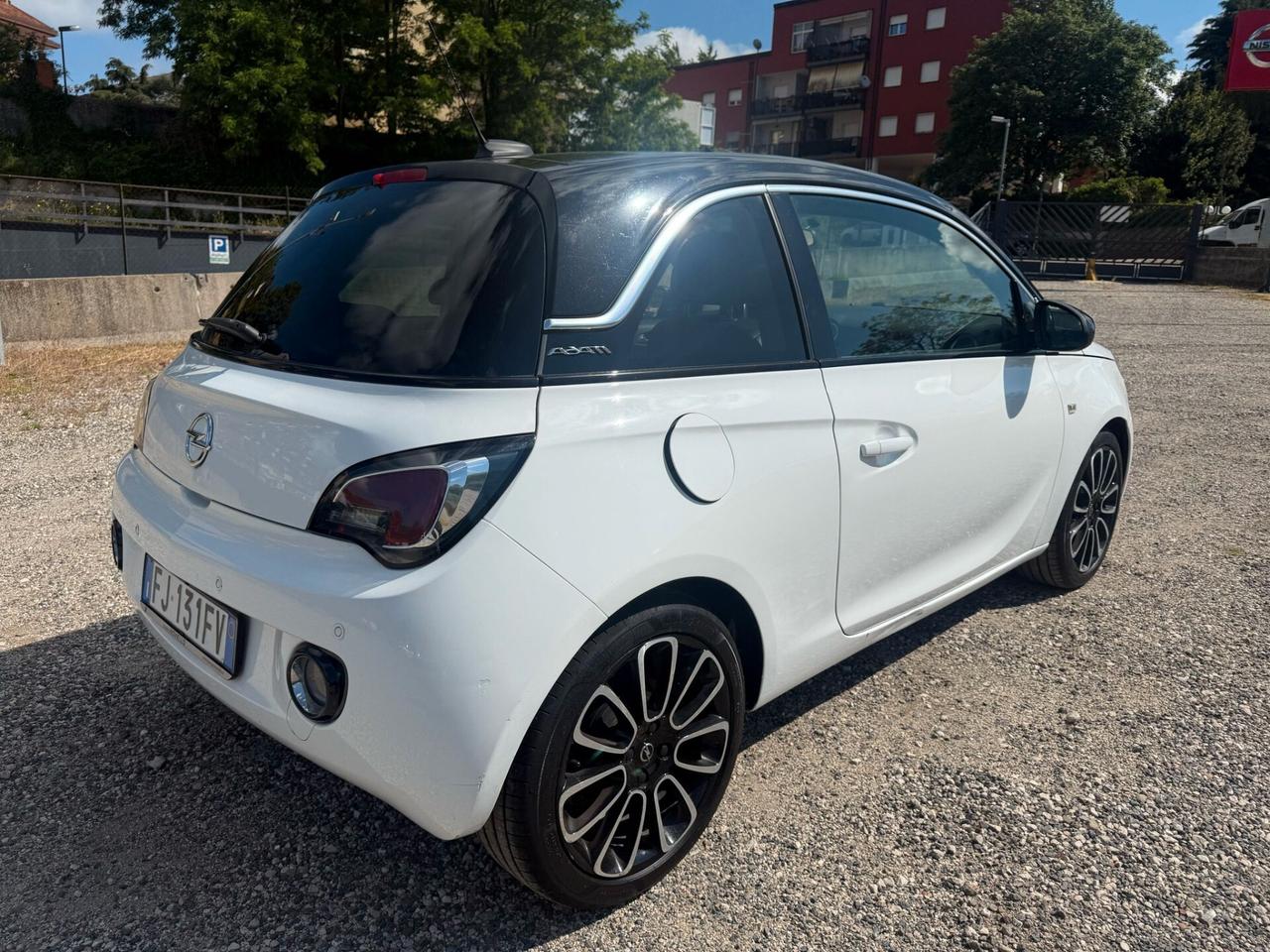 Opel Adam 1.2 70 CV Jam