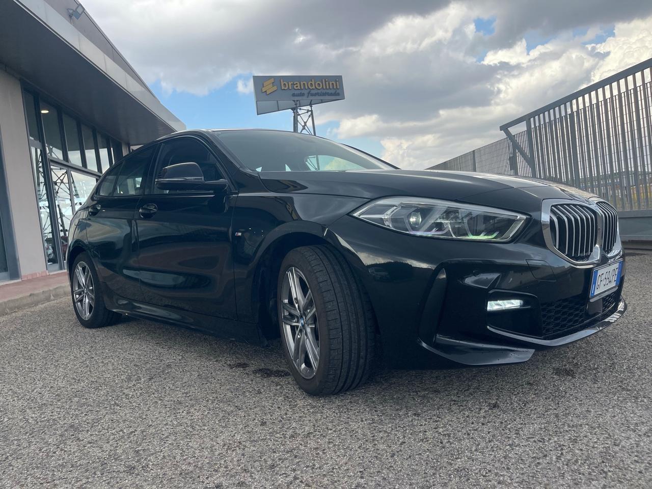 Bmw 116d 5p. Business Advantage M PACK EXT