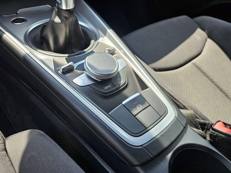 Audi TT 2.0 TDI ultra S line