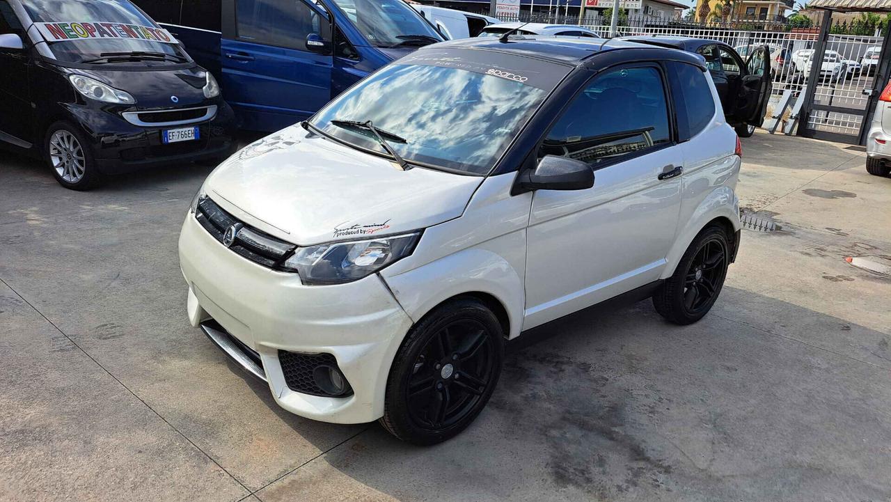 Aixam GTO Minicar 2015