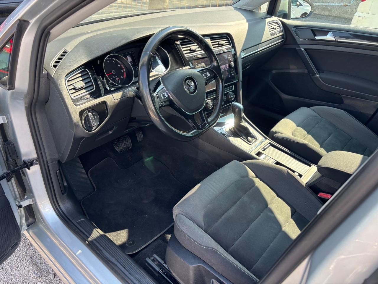 VOLKSWAGEN GOLF 1.5 TGI DSG EXECUTIVE FULL OPT