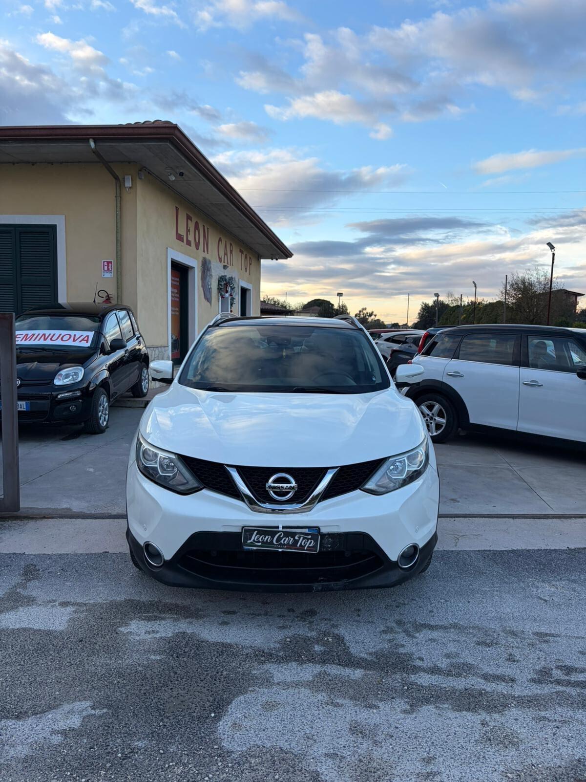 Nissan Qashqai 1.5 dCi Tekna tetto in vetro full