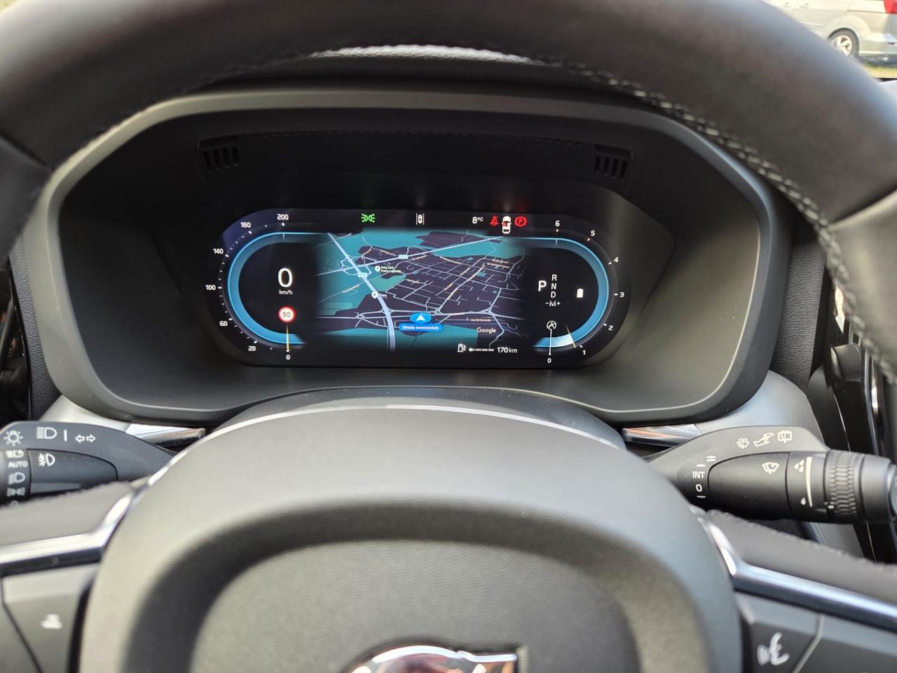 Volvo XC 60 B4 D AWD automatico Ultimate Dark