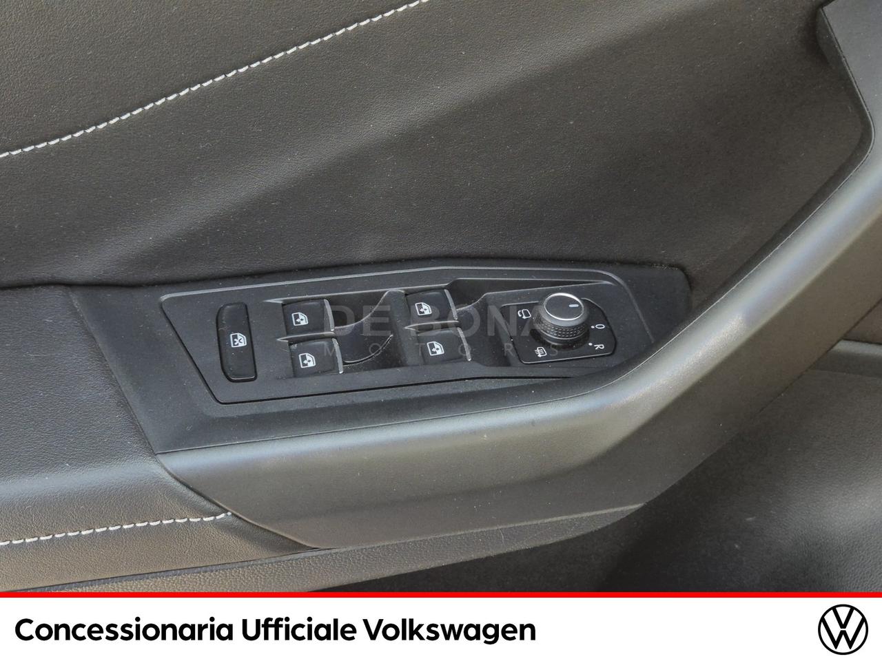 Volkswagen T-Roc 1.0 tsi style 110cv