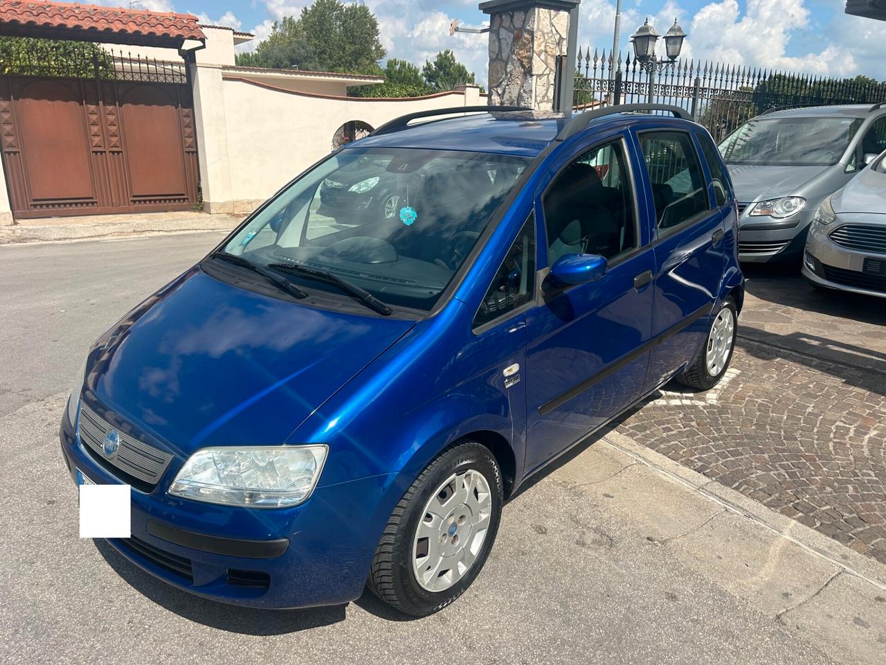 Fiat Idea 1.2 16V BlackLabel