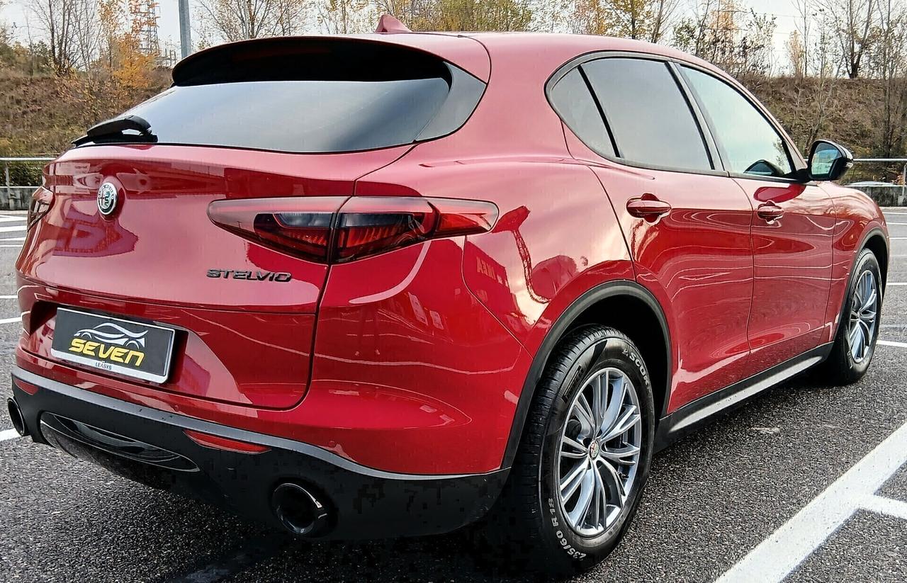 Alfa Romeo Stelvio 2.2 Turbodiesel 160 CV AT8 RWD Business