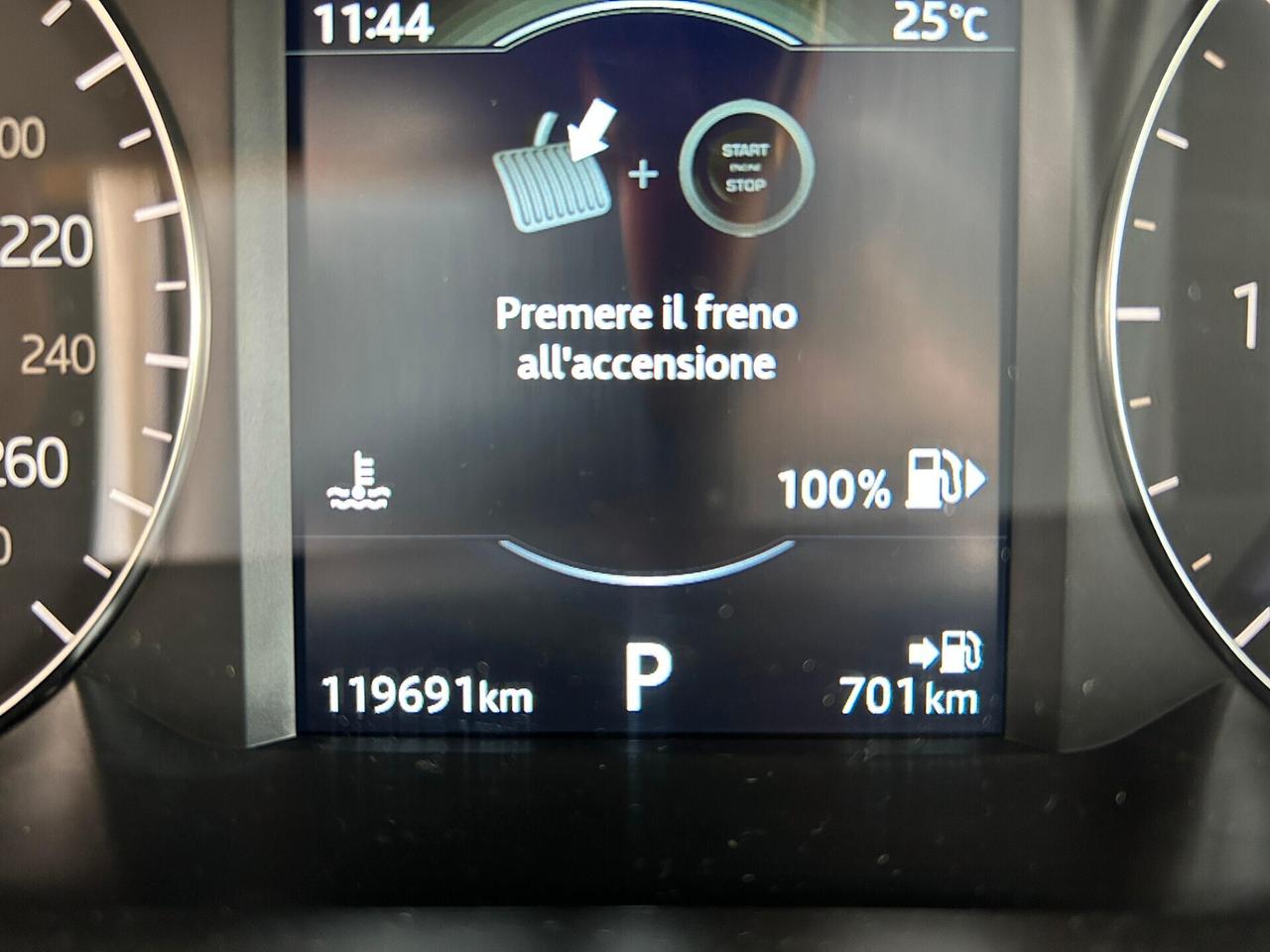 Land Rover Range Velar 2.0D I4 180 CV R-Dynamic S