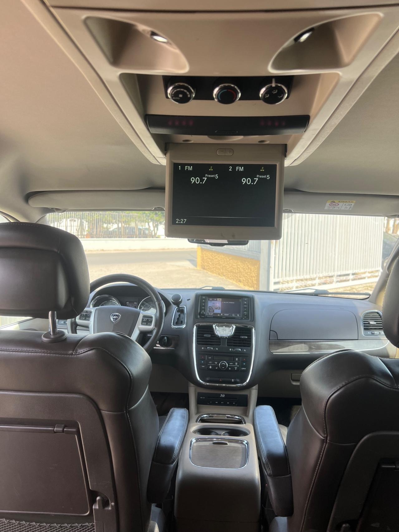 Lancia Voyager 2.8 Turbodiesel Platinum 177 CV