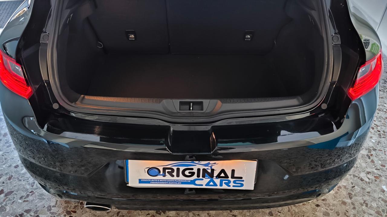 Renault Megane Mégane dCi 8V 110 CV EDC Energy Bose