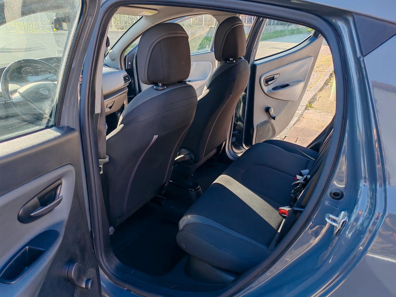 Lancia Ypsilon 1.2 69 CV 5 porte GPL Ecochic 2016