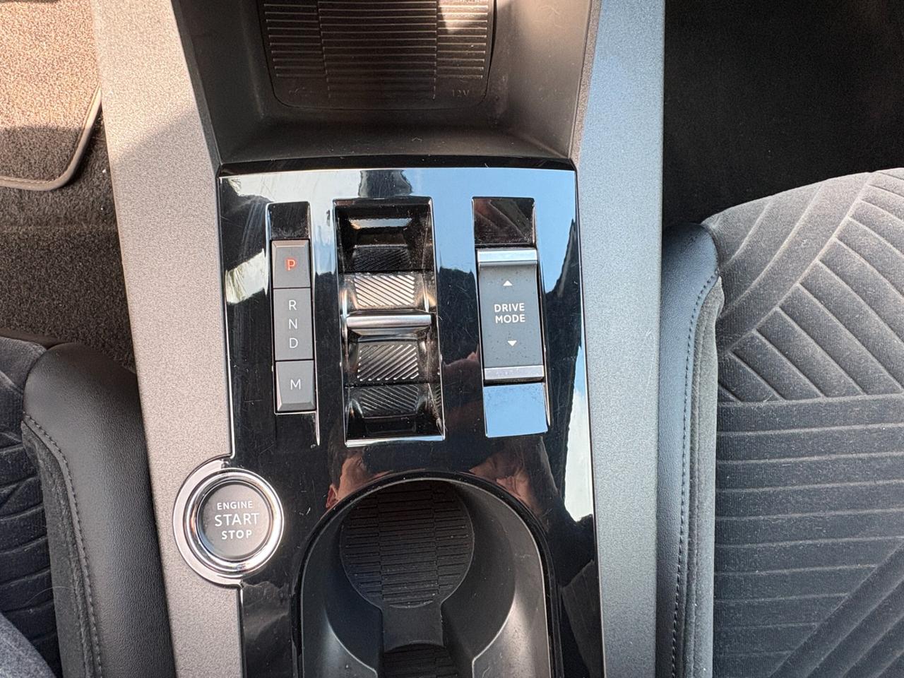 NUOVA Lancia Ypsilon Hybrid e-DCT LX AUTOMATIC