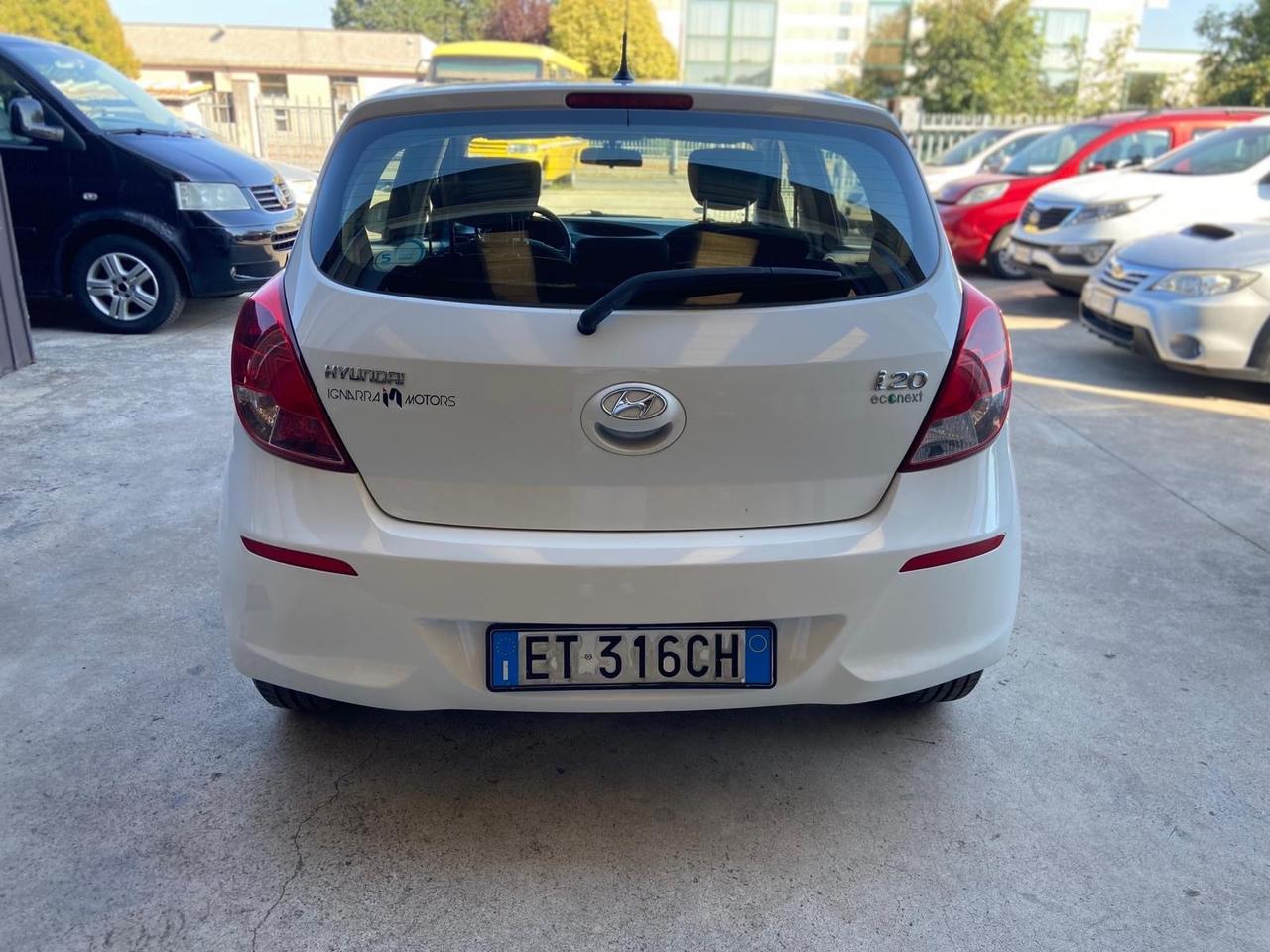 Hyundai i20 1.2 5p. Econext Sound Edition