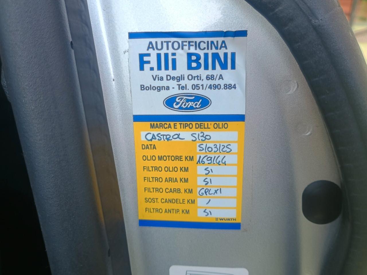 Ford B-Max 1.4 90 CV GPL NEOPATENTATI