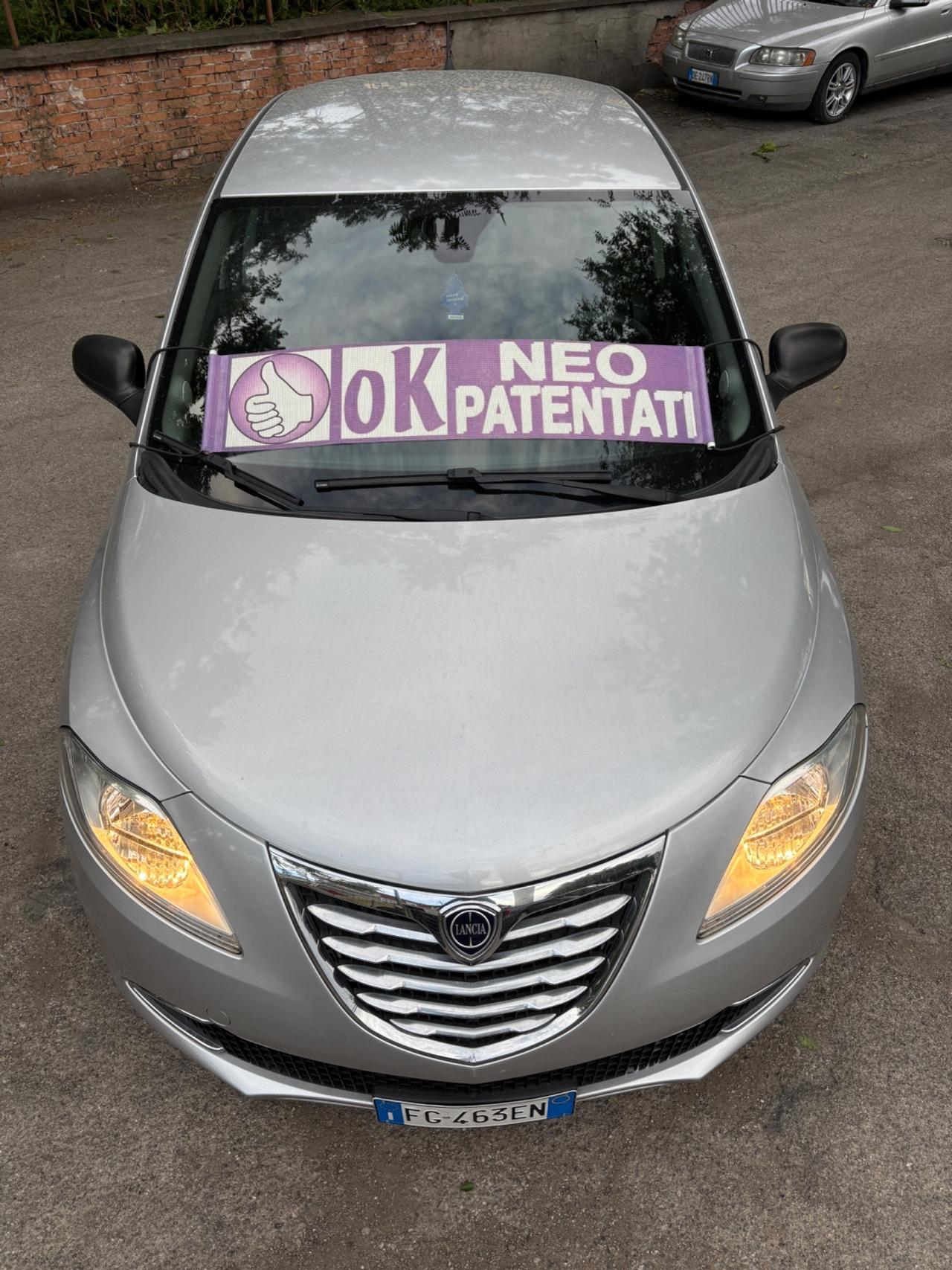 Lancia Ypsilon 1.3 MJT 16V 80 CV 5 porte S&S Platinum